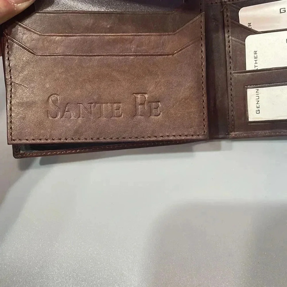 Santa Fe | Tooled Design Genuine Leather Bifold Wallet - Picture 8 of 8